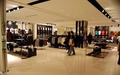 ZARA新零售時(shí)代開啟 消費(fèi)者購(gòu)買行為變化與零售商的應(yīng)對(duì)策略